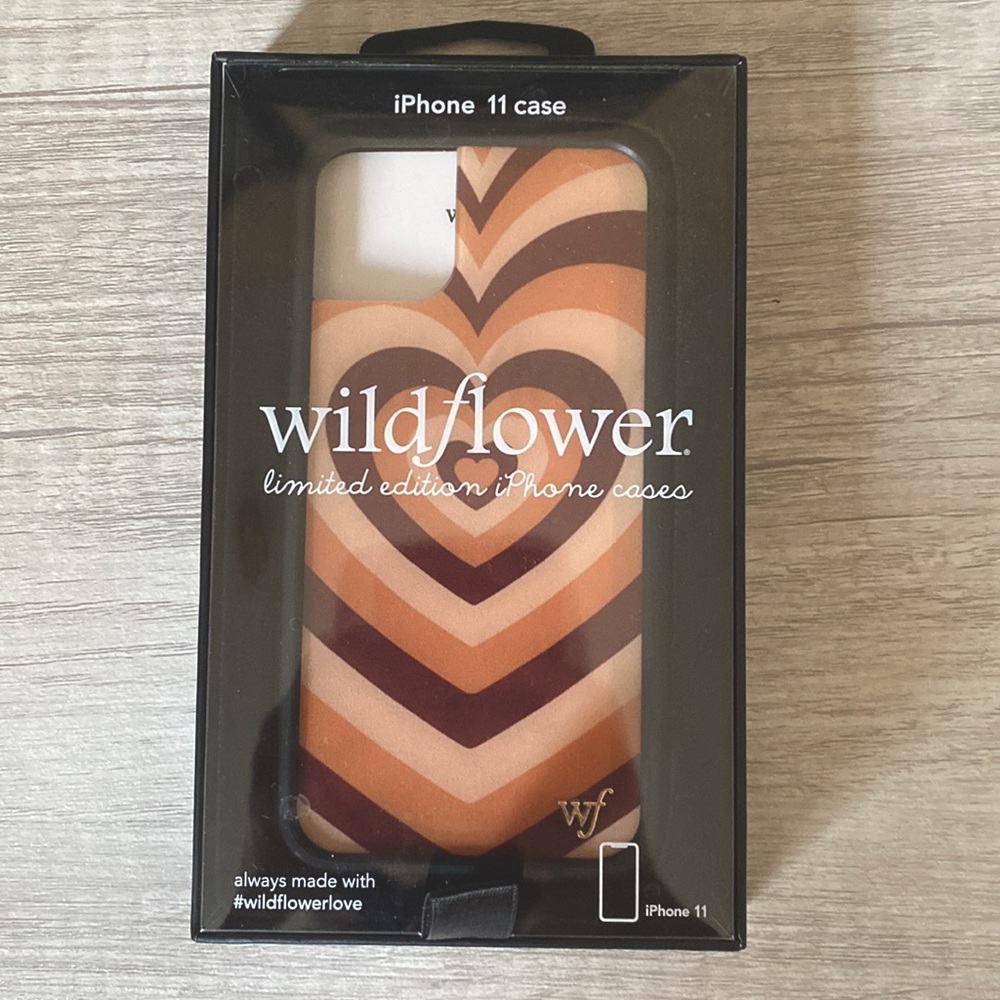 Wildflower Brown Heart Case